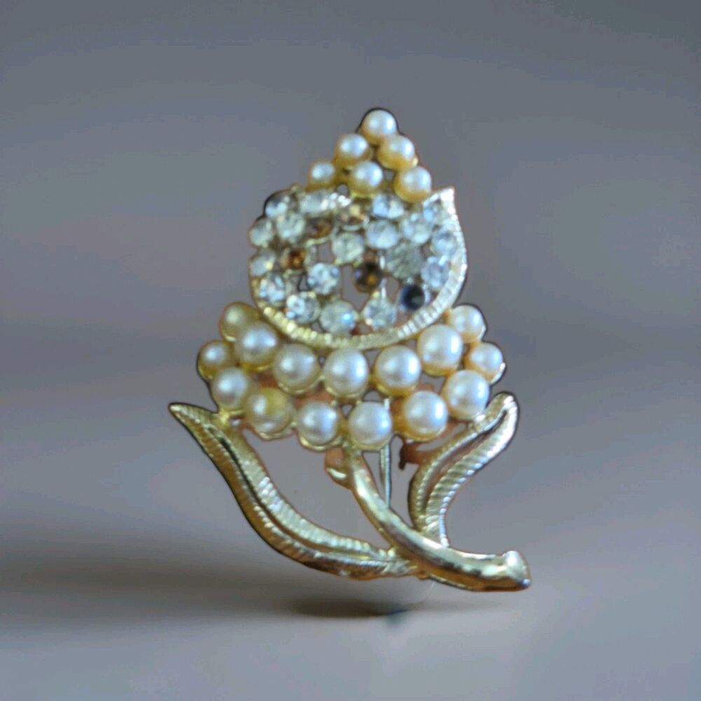 Vintage Gold Tone Faux Pearl Rhinestone Thistle Floral Flower Bouquet Brooch Pin